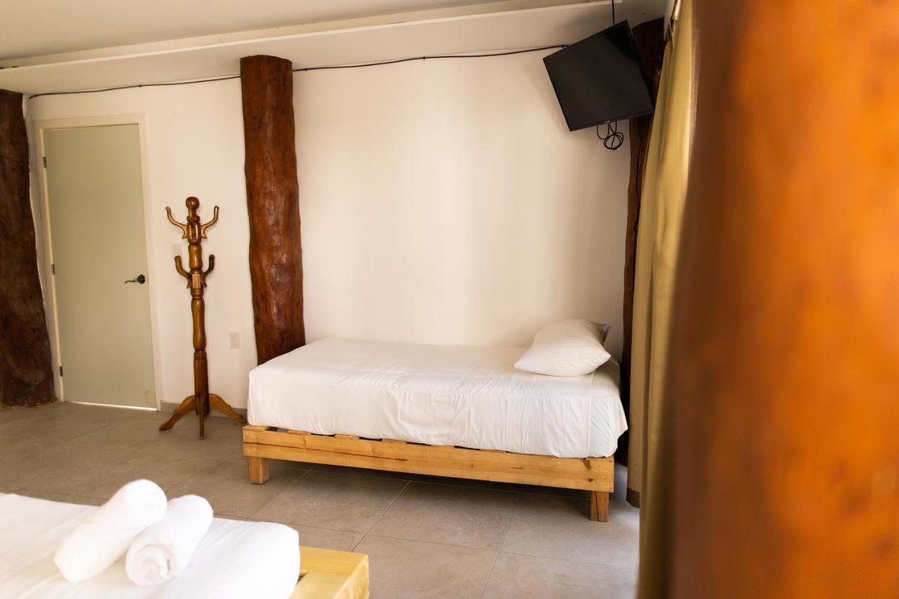 Hotel & Beach Club Ojo De Agua Пуерто Морелос Екстериор снимка